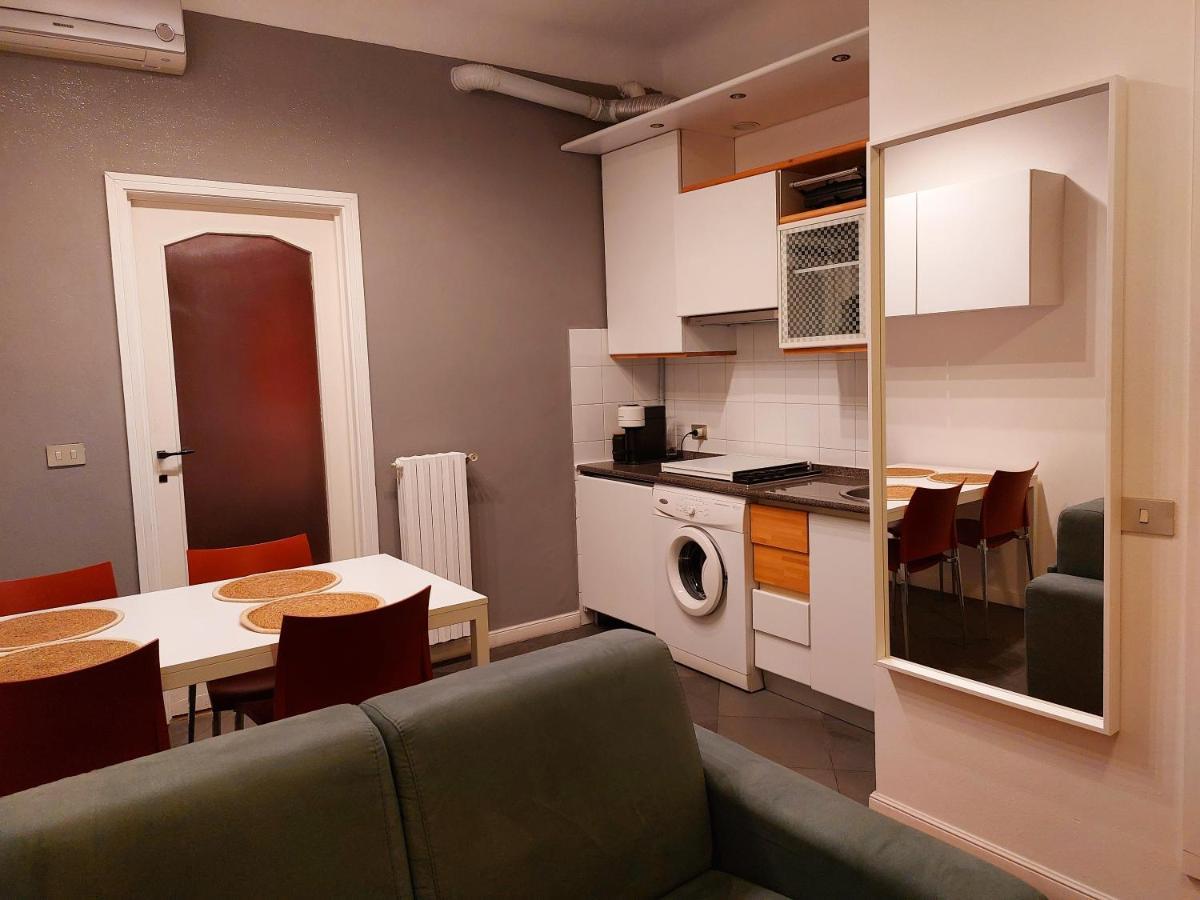 Garibaldi Station - L' Isola Che C'E Apartment - 12 Mins To Rho Fiera Milano Eksteriør billede