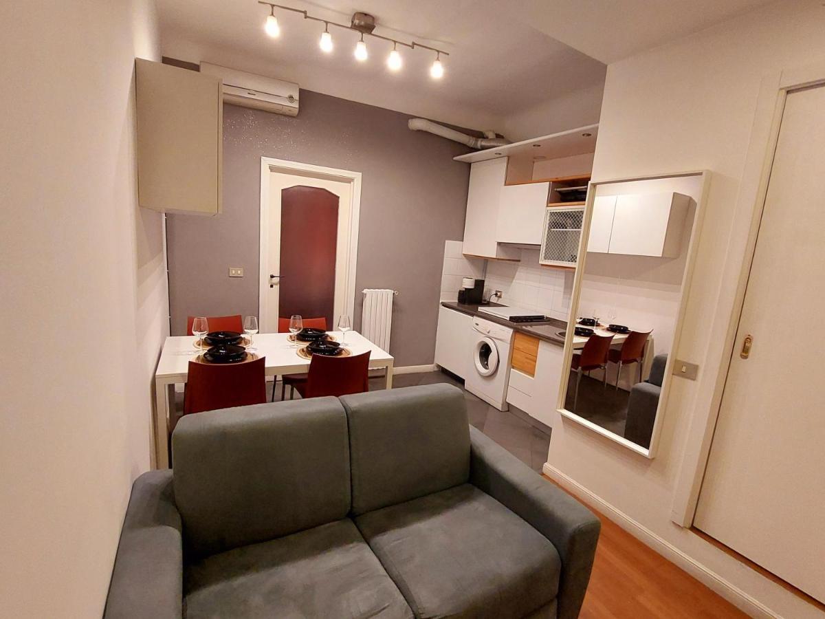 Garibaldi Station - L' Isola Che C'E Apartment - 12 Mins To Rho Fiera Milano Eksteriør billede